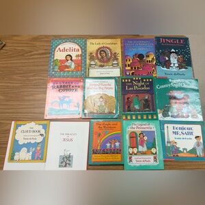 14 Tomie de Paola Children’s Books